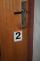 klika u dveří s číslem 2