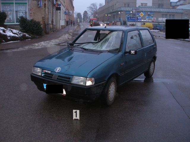 4.2.2009 - Ústí nad Orlicí, střet automobilu značky Fiat Uno a chodce