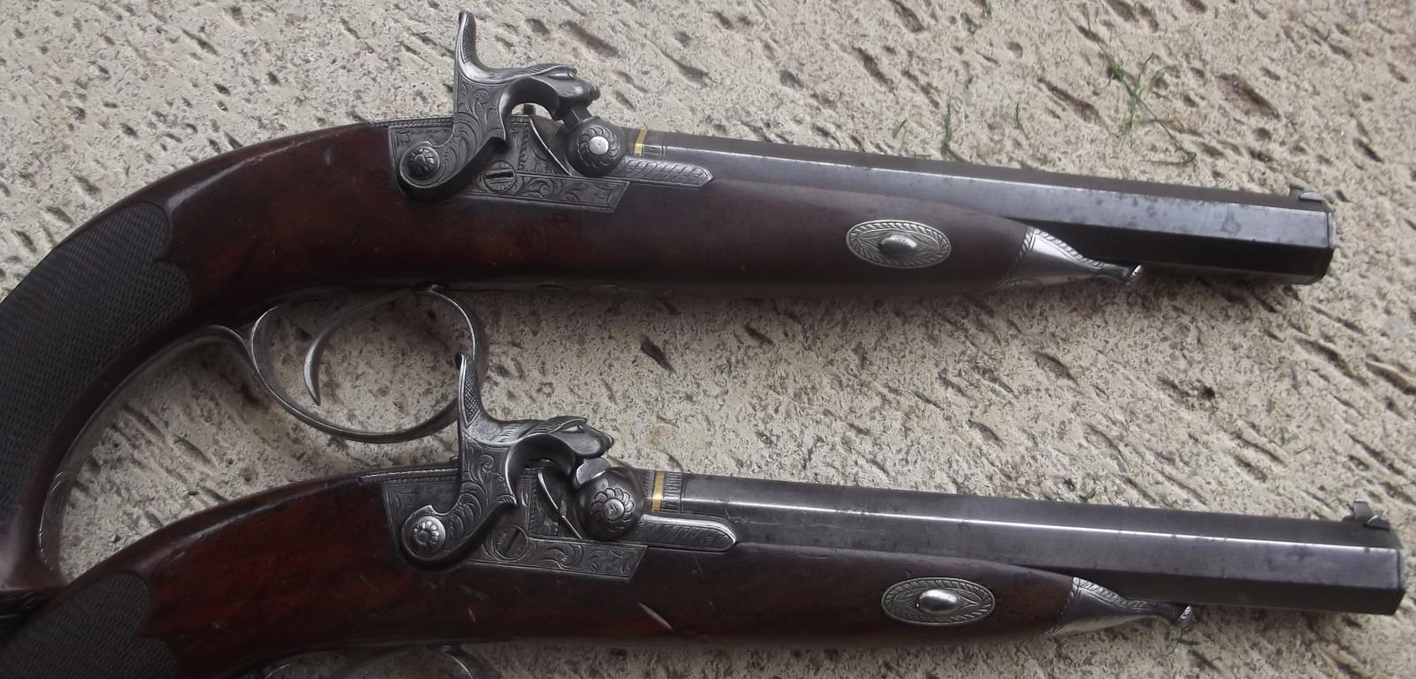 Lebeda w Praze pár pistolí se skříňovými zámky r.1833.JPG