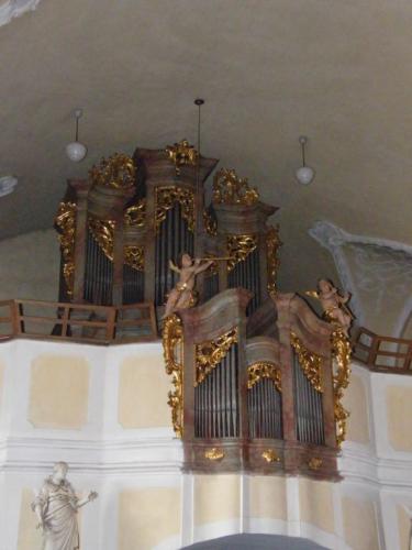Vranov nad Dyjí - varhany v kostele 