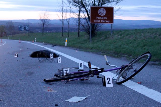 1 nehoda cyklista u Zlechova