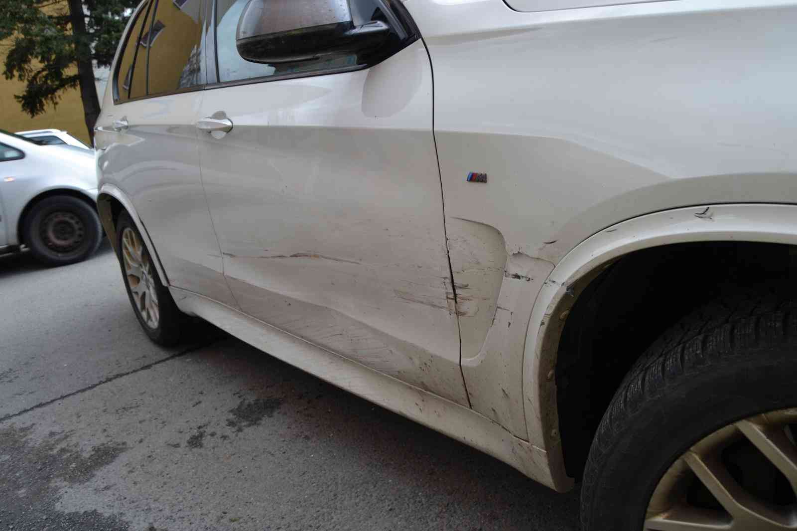 Poškození BMW